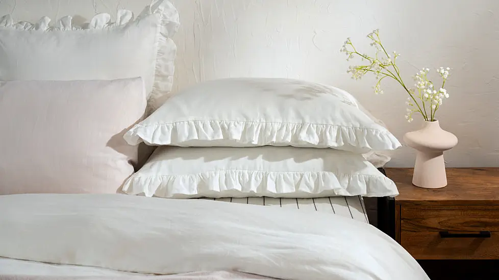 How And When To Clean Your Bedding