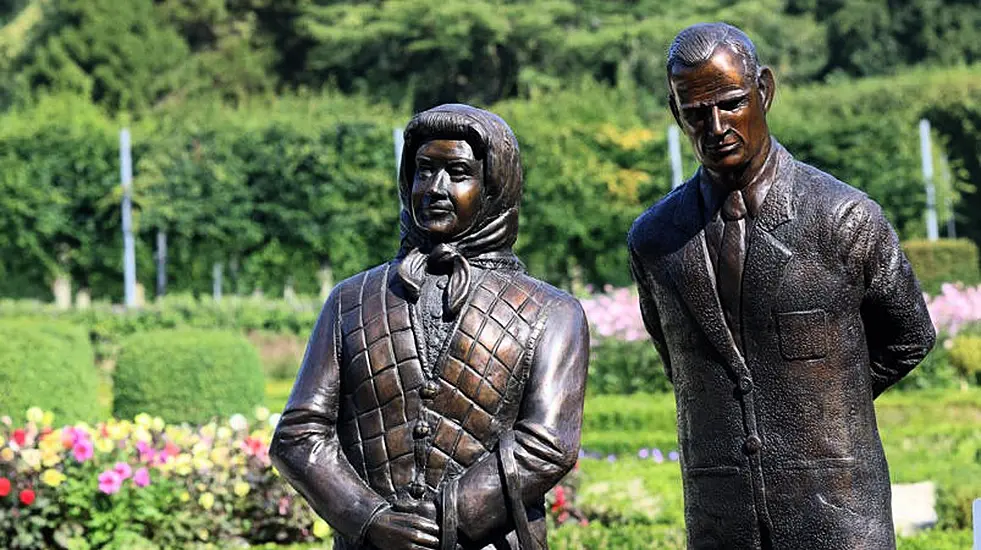 Antrim Council Defends Statue Commemorating Britain's Late Queen After Mixed Reviews