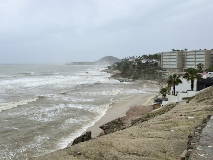 Tropical Storm Warning Issued For Mexican Coast As Ileana Moves In