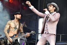 Jane’s Addiction Cancels Tour In Wake Of Onstage Fracas