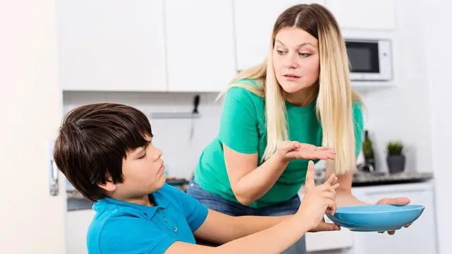 What’s The Best Way To Handle My Child’s Fussy Eating? As Study Finds It’s Largely Genetic