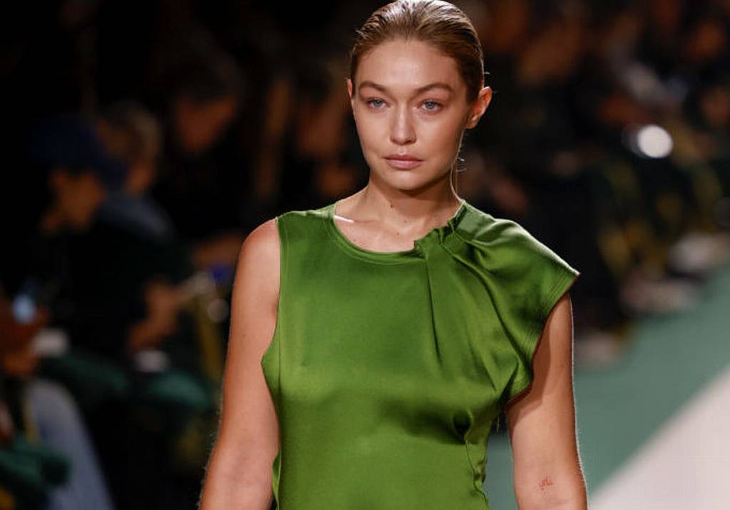 Victoria Beckham pays homage to Keira Knightley’s green Atonement dress at Paris Fashion Week