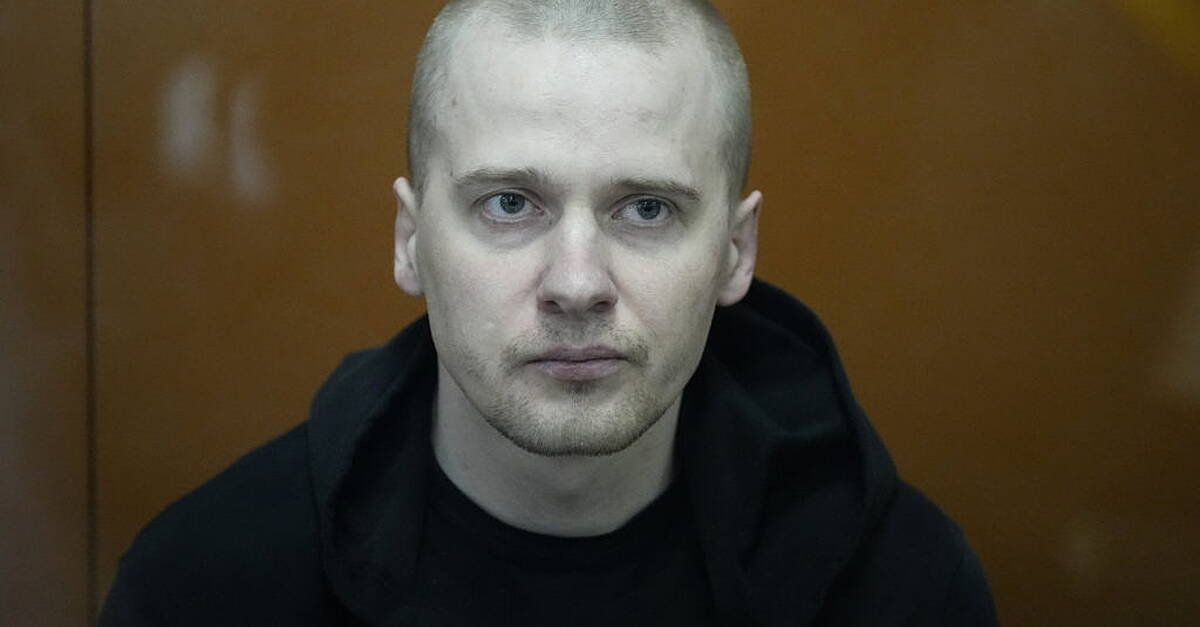 Man gets life in prison in Russia for a car bomb that injured writer