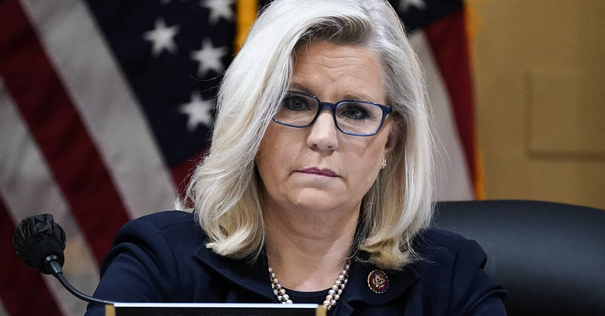 Republican Liz Cheney to join Kamala Harris on US election campaign trail