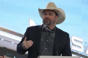 Garth Brooks Accused Of Rape In Lawsuit From Hair And Make-Up Artist