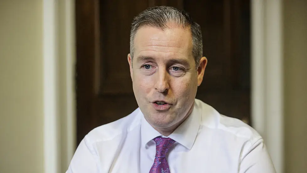 Stormont Minister Defends Meeting Group Which Represents Loyalist Paramilitaries