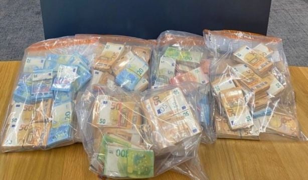 Three People Arrested After Seizure Of €390,000 In Dublin And Portlaoise