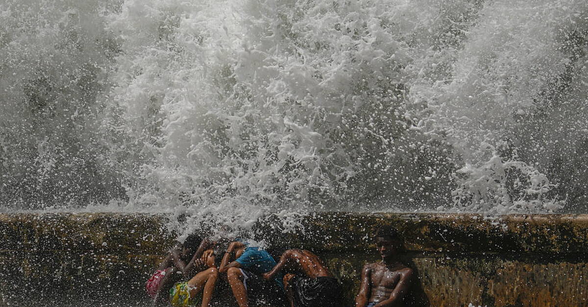 Hurricane Milton makes landfall in Florida as a Category 3 storm