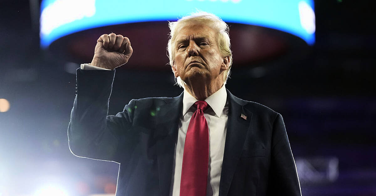 Trump and Harris keep campaigning after Hurricane Milton hits Florida