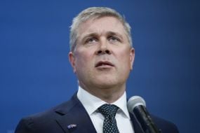 Iceland Heading For Snap Election After Governing Coalition Collapses