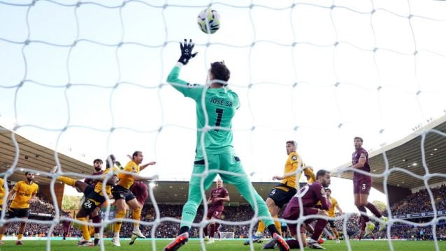 John Stones Strikes At The Death As Manchester City Beat Wolves