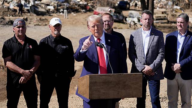 Trump Makes More Claims About Fema As He Surveys Storm Damage In North Carolina