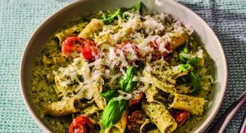 Poppy O’toole’s Chicken Pesto Pasta Slow Cooker Recipe