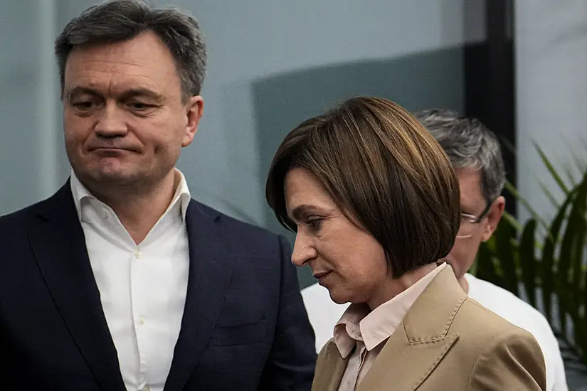 Moldovans To Choose President In Decisive Runoff Overshadowed By Fraud Claims