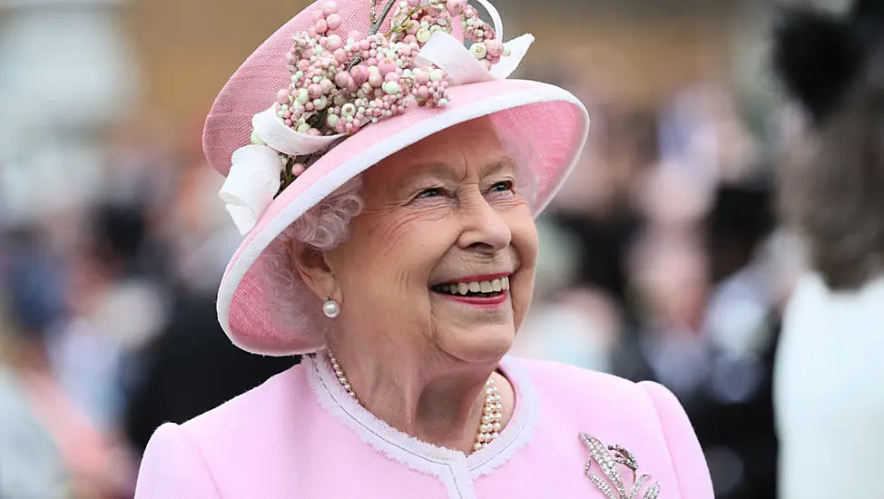 Paddington In Peru Producer Says Queen Elizabeth Will Feature In Film