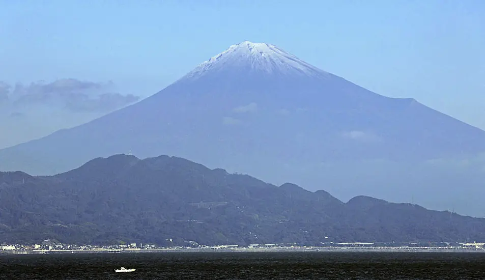 Mount Fuji Gets Its Trademark Snowcap After The Longest Delay In 130 Years