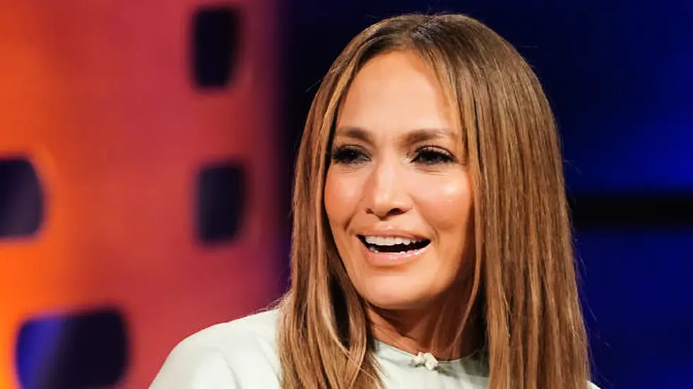 Jennifer Lopez Apologises In Person To Fan After Tour Cancellation