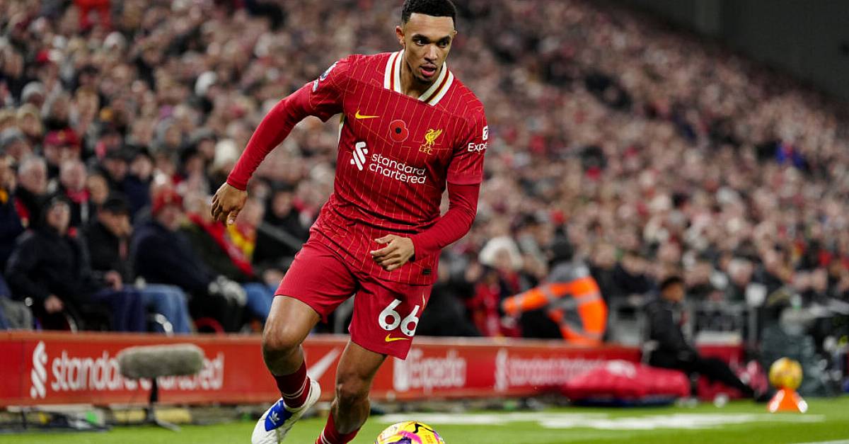 Trent Alexander-Arnold set to be sidelined for two weeks with hamstring issue | BreakingNews.ie