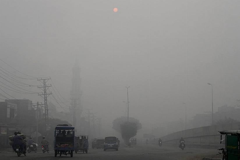 Toxic Smog In Pakistan Province Is Endangering Children, Un Warns