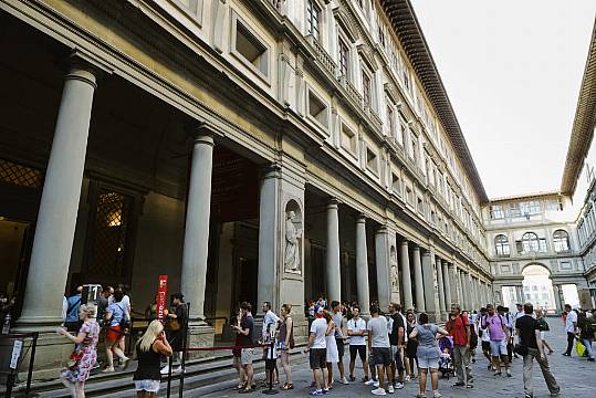 Florence Cracks Down On Overtourism As It Hosts G7 Ministers In Renaissance City