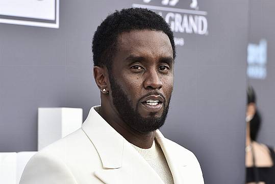 Sean ‘Diddy’ Combs Trying To Obstruct Justice From Jail, Prosecutors Say