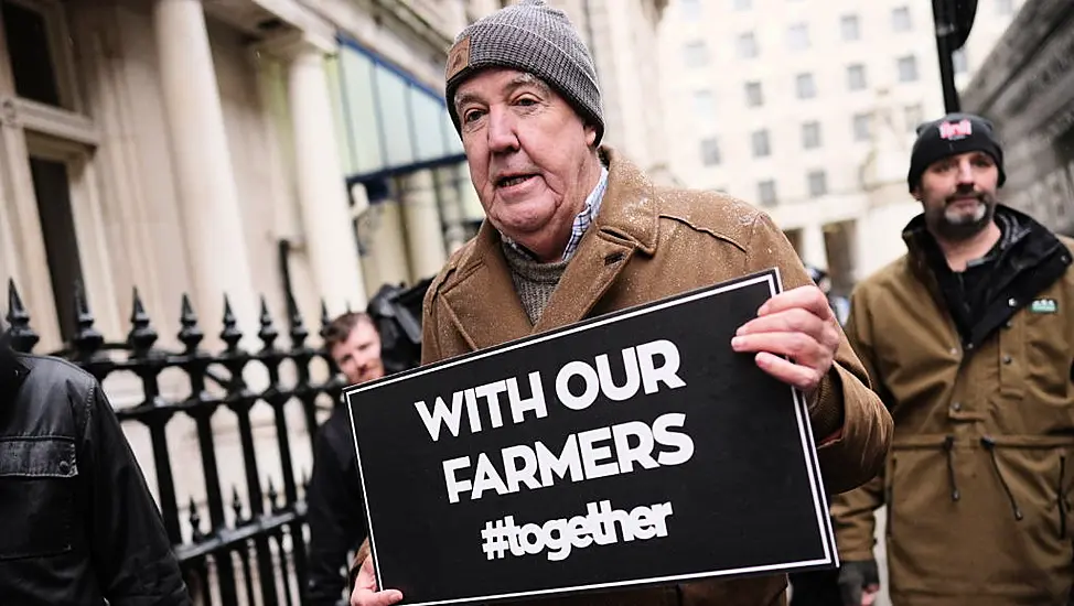 Jeremy Clarkson ‘Defies Doctors’ Orders’ To Join Thousands Of Protesting Farmers