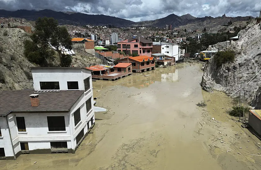 Girl Missing As Heavy Rains In Bolivia Cause Landslide In Capital La Paz