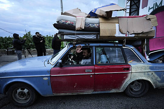 Displaced People Return To South Lebanon As Ceasefire Appears To Hold