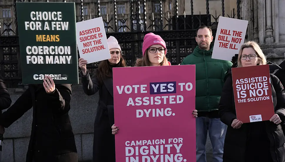 British Mps Vote In Favour Of Assisted Dying In England And Wales