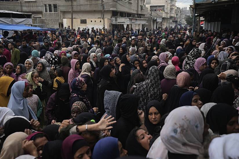 Three Die In Overcrowding Outside Gaza Bakery Amid Food Shortage