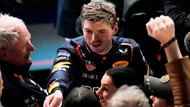 Max Verstappen Wins Chaotic Qatar Grand Prix As Lewis Hamilton Struggles Again