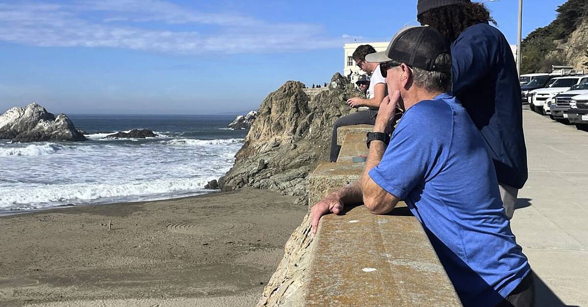 Tsunami Threat Subsides After 7.0 Earthquake Off California Coast