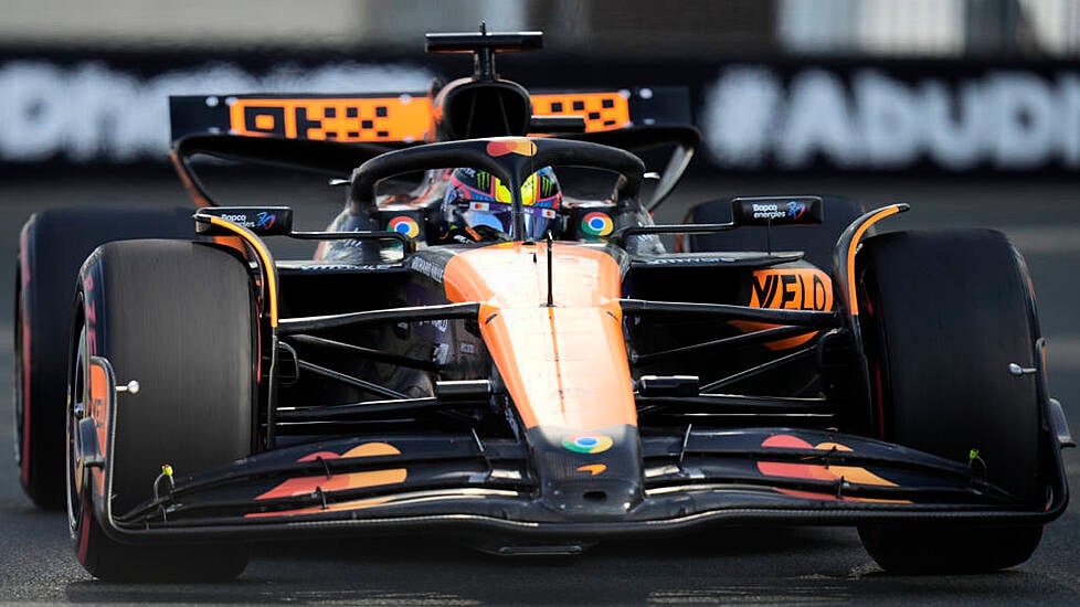 Oscar Piastri On Top As Mclaren Set The Pace In Abu Dhabi