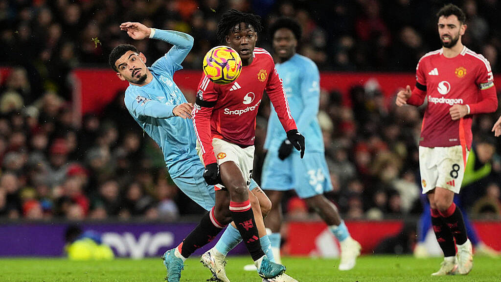 Saturday sport round-up: Man Utd lose at Old Trafford while City continue poor run of form | BreakingNews.ie