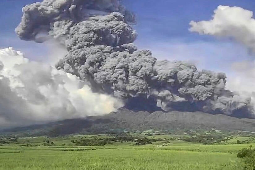 Mass Evacuation Of Philippine Villages Underway After Volcanic Eruption