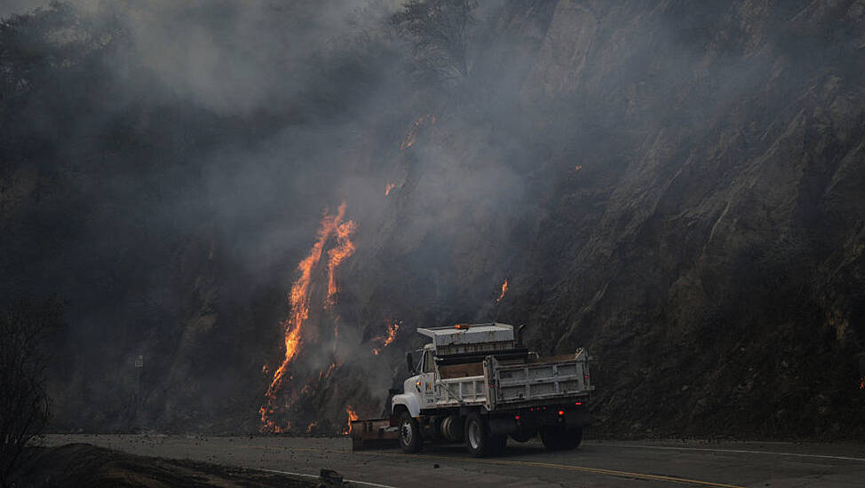 Dick Van Dyke Among Thousands Evacuating Home Amid Californian Wildfire