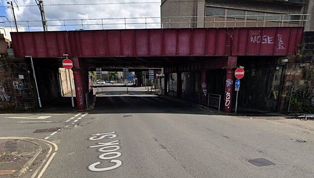 Eight Injured After Bus Hits Glasgow Bridge