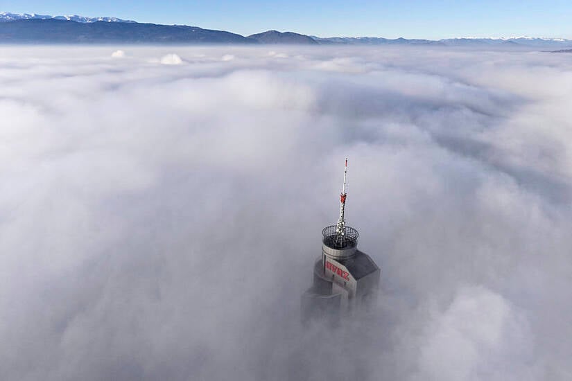 Bosnia’s Capital Chokes On Toxic Air As Thick Blanket Of Smog Engulfs Sarajevo