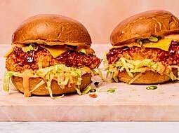 Gochujang Crispy Bbq Chicken Burger Recipe