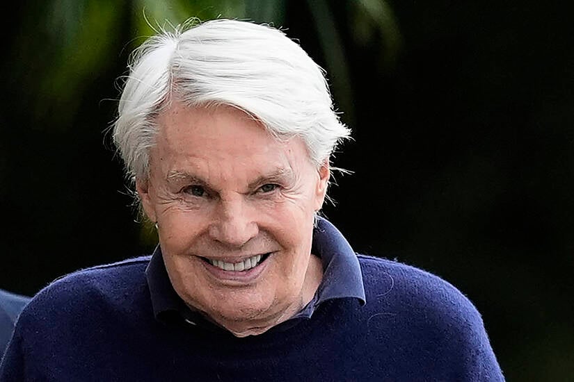 Ex-Abercrombie Ceo’s Dementia ‘May Leave Him Incompetent To Face Sex Charges’