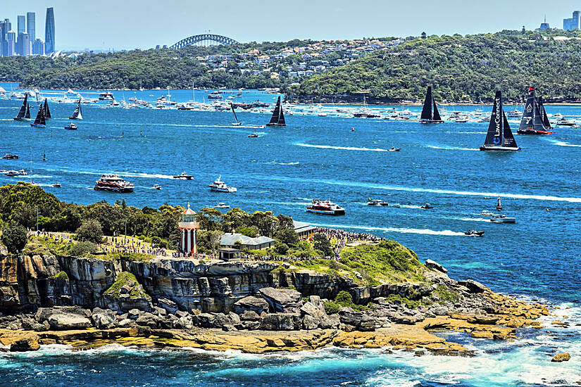 Two Sailors Die During Sydney To Hobart Yacht Race