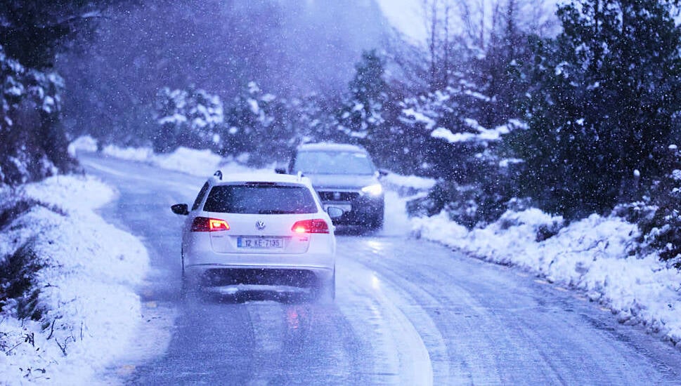 Over 40,000 Homes Without Power As Low Temperature And Ice Warning Still In Place