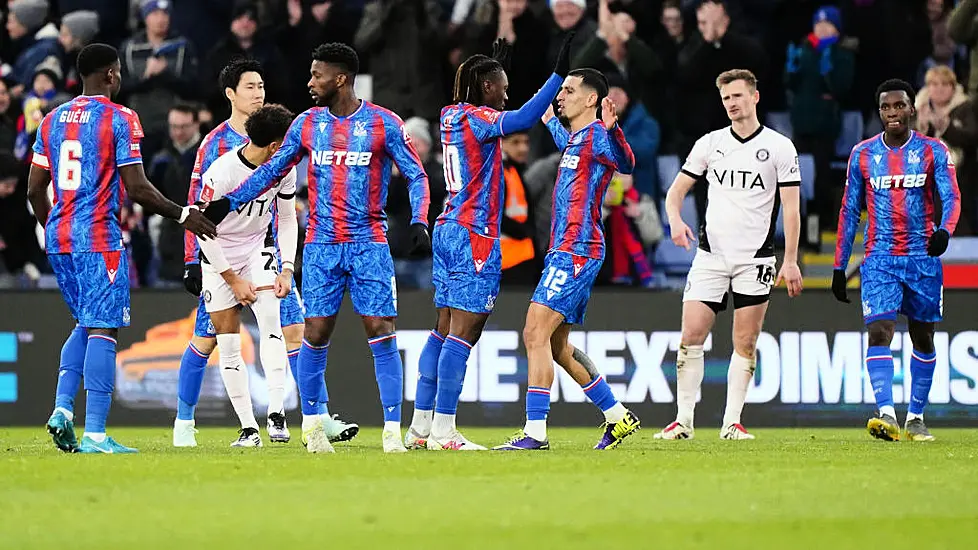 Early Eberechi Eze Strike Sends Crystal Palace Through To Round Three