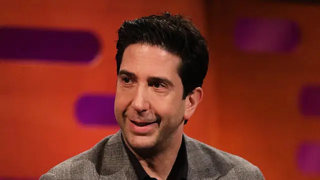 David Schwimmer Says He Served Rod Stewart Divorce Papers