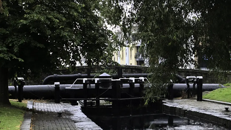 Council To Clean Dublin 'Cherry Tomato Bridge' As Landmark Goes Viral