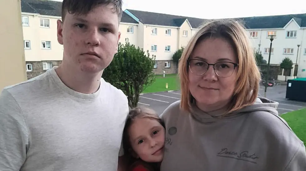 Ukrainian Women And Children Plead To Be Left In Cork Hotel