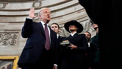 Dalam Gambar: Donald Trump Disumpah Sebagai Presiden ke-47 di Us Capitol