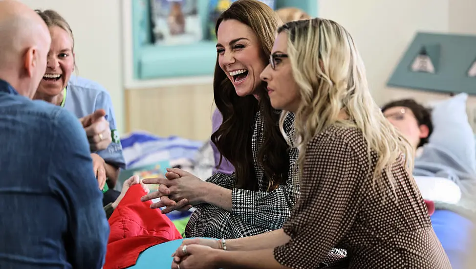 Kate Middleton Makes Her Mark On Visit To ‘Lifeline’ Children’s Hospice