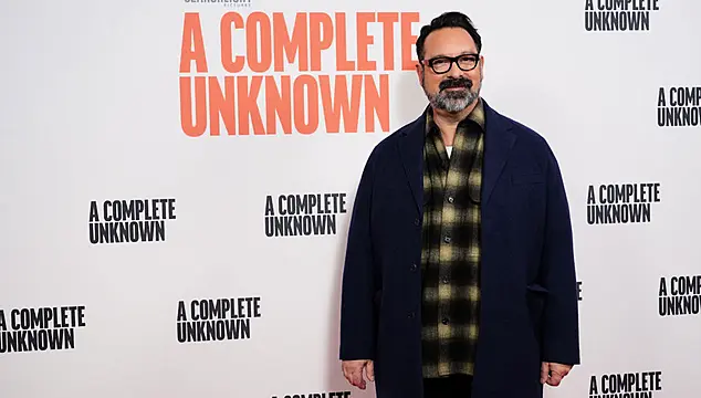 Director Of A Complete Unknown Denies Bob Dylan Requested A Fake Scene Be Added