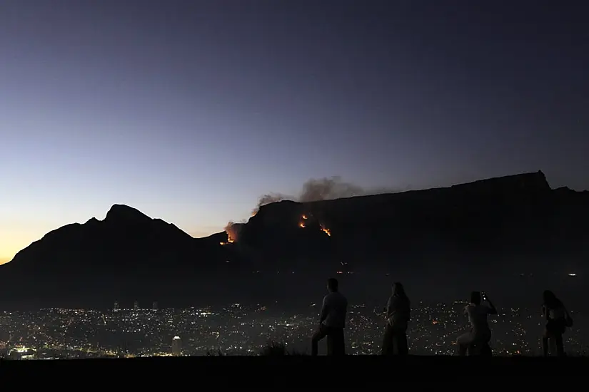 More Than 100 Firefighters Battle Blazes On Mountain Overlooking Cape Town